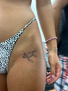 Small Tattoos For Chest Women, Shark Tooth Finger Tattoo, Women Ocean Tattoo, Shark Tattoo On Ribs, Turtle Hip Tattoo, Hottest Tattoos For Women, Marine Tattoos For Women, Tattoo Ideas For The Arm, Matching Shark Tattoos