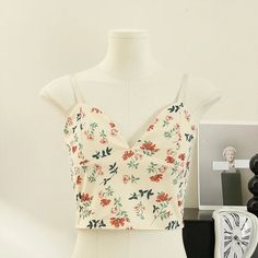 SPECIFICATIONS Elasticity: Non Strech Fabric Type: Chiffon Material: COTTON Material: POLYESTER Material: Acetate Pattern Type: Print Style: Office Lady Clothing Length: short Season: Summer Decoration: Backless Gender: WOMEN Tops Type: CAMIS Item Type: tops Size ChartOne SizeLength:26cm Bust:64-86cm suggested weight: 40kg-60kg Warm prompt:1.Due to the lighting and display reasons, little color difference is normal ,please forgive2.Due to different measurement methods, there will be 1-3 cm error Party Crop Tops, Cottagecore Clothes, Womens Cami, Chiffon Material, French Chic, Print Style, Style Office, Office Lady, Cami Tanks