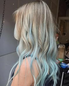 Blue Hair Streaks, Pastel Blue Hair, Blonde Hair Colour, Hair Dye Tips, Light Blue Hair, Blue Ombre Hair