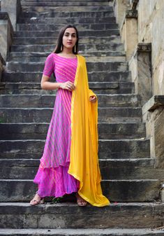 Magenta Purple Anarkali With Yellow Dupatta Leheriya Dress, Chiffon Kurti, Purple Anarkali, Yellow Dupatta, Designer Neck, Dupatta Designs, Indian Kurti Designs, Bandhani Dress, Rani Pink