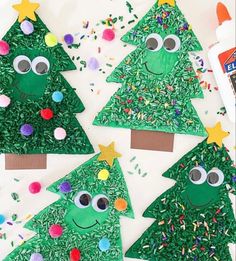 Sensory Christmas, Preschool Christmas Activities, Christmas Tree Craft