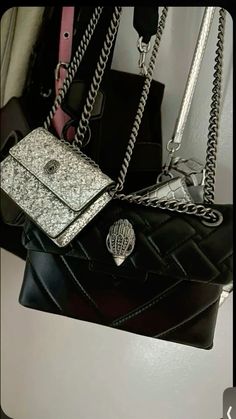 #kurtgeiger #fyp Kurt Geiger Bag, Collection Aesthetic, Estilo Cholo, Purse Collection, Pretty Shoes Sneakers, Purse Essentials