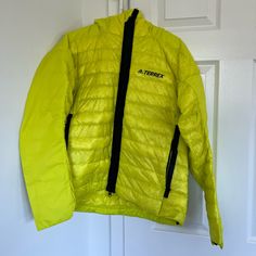 Adidas Terrex Myshelter Women’s Down Hooded Jacket Sz.S Yellow Gm4785 New $300 Adidas Zip Up, Adidas Windbreaker, Adidas Terrex, Adidas Jackets, Adidas Running, Red Adidas, Running Jacket, Pink Adidas, Zipper Jacket