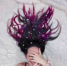 Witch Hairstyles Halloween, Witch Hairstyles, Hairstyles Halloween, Witchy Hair, Pagan Clothing, Witch Hair, Gothic Mode, Dark Purple Hair, Goth Outfit