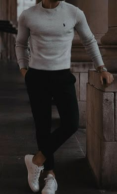 Men’s Date Outfits, Swedish Style Men, Old Money Men, Money Men, Gentleman Aesthetic, Preppy Men, Aesthetic Outfits Men