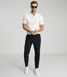 Casual Summer Outfits For Men Over 40, Adrogonus Outfits Business Casual, Classic Looks For Men, Men Realtor Outfit, Male Scandinavian Fashion, Sophisticated Outfits Men, Men’s Trendy Business Casual, Cocktail Party Outfit Men, Khaki Outfit Men