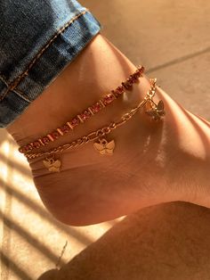 Anklet Photography, Tennis Anklet, Random Faces, Cute Anklets, Butterfly Anklet, Butterfly Crystal, Beautiful Anklet, Crystal Anklet, Teen Jewelry