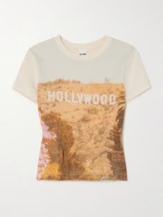 The baby soft, slub finish of RE/DONE's cropped T-shirt gives the effect of a style that's been well-washed and loved. It's made from cotton-blend jersey that's 55% recycled, and printed with a faded graphic of the Hollywood Hills. La Shirt, 90s Baby, Tomboy Style Outfits, Exclusive Dress, Hollywood Hills, Future Fashion, Cropped T Shirt, Tomboy Fashion, Baby Soft