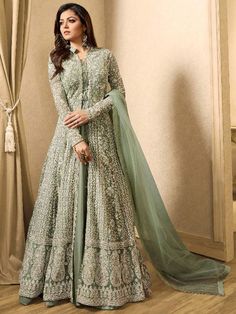 Indian Party Wear Gowns, Wedding Kurta, Indian Party Wear, Indian Gowns Dresses, Indian Gowns, Designer Party Wear Dresses, Party Wear Indian Dresses