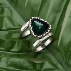 Nwot Boho Stone Ring, Size 6. Silver Tone, Green Stone. Never Worn. Smoke And Pet Free Home. Vintage Silver Alloy Rings, Green Open Ring Made Of Metal, Green Metal Open Ring, Silver Alloy Ring For Anniversary, Silver Alloy Anniversary Ring, Silver Alloy Promise Ring, Green Metal Anniversary Rings, Green Metal Rings For Anniversary, Vintage Silver Crystal Ring