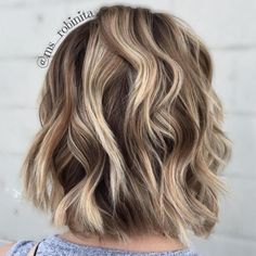 Hair With Highlights And Lowlights, Light Brown Hair With Highlights, Balyage Hair, Brown Hair With Highlights And Lowlights, Blonde Balayage Bob, Brown To Blonde Balayage, Going Dark, Mom Hair, Brown Hair Shades