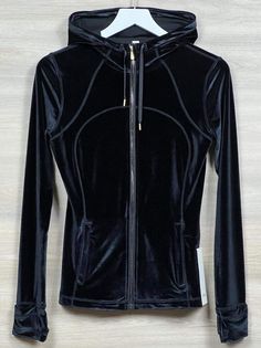 Lululemon Define Hooded Jacket Size 8 🖤 Velvet Black BLK 26728 122433CR1 Condition is New With Tags. Shipped with USPS. Will combine shipping on multiple purchases and refund any shipping overage on orders shipped within the US (Combined shipping not available for separate Ebay International Shipping Orders please contact me for a bundle listing) . Lululemon Activewear With Drawstring Hood For Workout, Lululemon Fitted Sports Outerwear, Fitted Lululemon Sports Outerwear, Lululemon Hooded Activewear For Workout, Lululemon Athleisure Outerwear With Drawstring Hood, Lululemon Stretch Winter Outerwear, Stretch Lululemon Outerwear, Hooded Lululemon Activewear, Lululemon Black Athleisure Outerwear