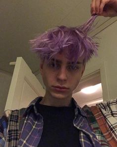 Boys Dyed Hair, Violet Pastel, Men Hair Color, Hampi, Bleached Hair, Boy Hairstyles, Aesthetic Hair, Purple Hair