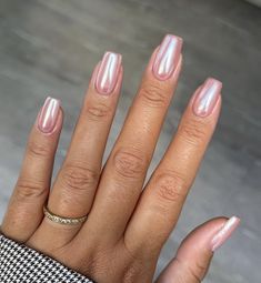 Sophisticated Nails, Natural Nails Manicure, Pink Punk, Pink Chrome Nails, Fun Summer Nails, Ballet Nails, Nude Nail Designs, Bride Nails