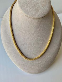 For Sale on 1stDibs - This Classical Etruscan and or Roman style, is woven chain in 22 karat gold with finials ornemented with granulation and is truly timeless. It can be worn Traditional Gold Chain Necklace For Formal Occasions, Elegant 22k Gold Jewelry With Box Chain, Gold Formal Herringbone Necklace, Formal Gold Herringbone Necklace, Formal Gold Herringbone Chain Necklace, Traditional Gold Box Chain Necklace, 22k Gold Necklace With Box Chain, 22k Gold Box Chain Necklace, Gold 22k Box Chain Necklace