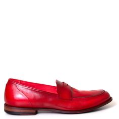 Adelaide is a women's leather penny loafer from Pantanetti. Made in Italy, in premium leather. This loafer is leather lined with a leather footbed. The leather sole stands on a ⅝ inch heel with a durable anti-skid rubber heel tap and outsole. This shoe runs true to size. Please choose the size you normally wear. Additional features: Each pair comes with a dust bag. Heel Tap, Fab Shoes, Loafer Sneakers, Penny Loafer, Casual Chic Outfit, Heels & Wedges, Womens Sandals Flat, Wedge Boots, Rubber Heels