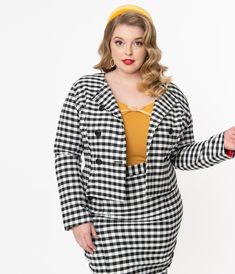 Send out those sassy vibes, gals! Straight from Collectif, this stunning plus size jacket is crafted in a sturdy woven blend that radiates rockabilly vibes in a black and white gingham pattern. The double breasted button up is framed by slender long sleeves while the princess seams show off your curves. Fabulous lined, we’ll meet you downtown!Available in sizes UK 6-22 while supplies last. Plus Size Jacket, 1950s Outfits, Black And White Gingham, Jackets Uk, Gingham Pattern, Plus Size Black, Princess Seams, Princess Seam, Model Pictures