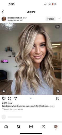 Fall Blonde Hair, Blonde Hair Inspiration, Blonde Hair Shades, Blonde Hair With Highlights, Hair Affair, Penteado Cabelo Curto, Long Blonde, Hair Color And Cut