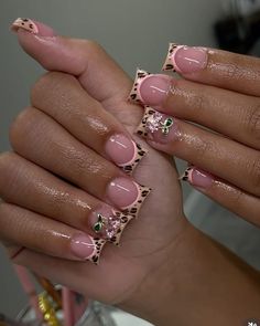 Leopard print nails , french tip nails Short Nail Designs Lepord Print, Cheata Print Pink Nails, Nail Idea Y2k, Yk2 Short Nails, Duck Nails Cheetah Print, Shortie Duck Nails, Short Nails Cheetah Print, Short Square Junk Nails, Cheetah Short Nails