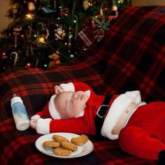 Holiday Baby Pictures, Baby Milestone Photos, Newborn Baby Photoshoot