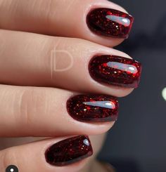 Black And Red Nails Glitter, Black And Red Glitter Nails, Black Nails With Red Glitter, Red Nails With Black Design, Red Purple Nails, Gel Nails Red, Purple Wedding Nails, Steampunk Nails, Red Black Nails