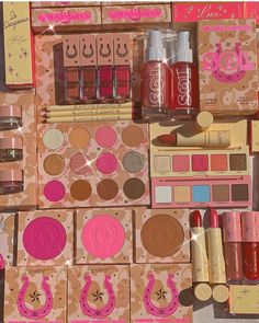 Sol Body, Blush Shades, Makeup Accesories, Lip Lacquer, Dry Oil, Pink Eyeshadow, Powder Blush