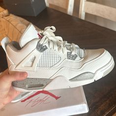 These Shoes Have Never Been Worn Out Of The House, I Paid 400 For Them Offering Much Less, No Damage Just Don’t Fit Me. Jordan 4s Gray And White, Retro 4s, Jordan Grey, Air Jordan Retro, Air Jordans Retro, Jordans For Men, Jordan Retro, Just Don, Jordan Shoes