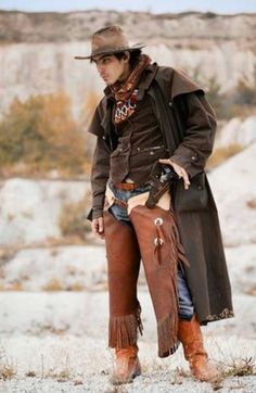 Cowboys Outfits, Cowboy Clothes, Quarter Moon, Handsome Cowboys, Wild West Cowboys