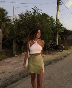 Night Out Outfit Summer, Thailand Outfits, Summer Club Outfits, Bali Outfit, Cancun Outfits, Thailand Outfit, Holiday Outfits Summer, Greece Outfit, Holiday Fits