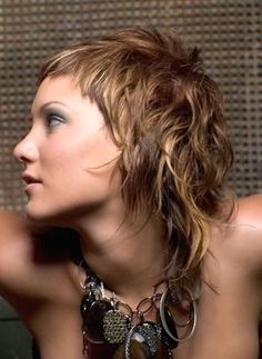 Lady Mullet, Hair Mullet, Shaggy Short Hair, Mullet Haircut, Modern Mullet, Haircut Pictures, Butterworth, Long Hair Pictures, Going Out Hairstyles