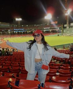 I need to go to a Boston Red Soxs Game to watch my favorite baseball team play Boston Red Sox Outfit Woman, Red Sox Game Outfit, Boston Red Sox Outfit, Boston Trip, Closet Ideas, Gaming Clothes