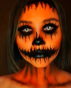 en.ktr Jack O Lantern Face Paint, Pumpkin Makeup Ideas, Halloween Makeup Look, Scary Face Paint, Pumpkin Face Paint, Halloween Makeup Witch, Scary Pumpkin Faces, Halloween Makeup Diy, Halloween Makeup Pretty