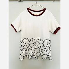 High Quality Anthropologie Maeve Brand Embroidered Ringer Top. Fun In Trend Embroidered Daisy Hem. Xs. Relaxed Fit. Machine Wash. Worn Once, Looks Brand New. Trendy Summer Tops With Contrast Trim, White T-shirt With Contrast Trim For Summer, Casual White Tops With Contrast Trim, Casual Spring T-shirt With Contrast Trim, White Crew Neck Top With Floral Embroidery, Chic Summer Tops With Contrast Trim, Casual White Top With Floral Embroidery, White Summer Tops With Contrast Trim, White Tops With Contrast Trim For Summer