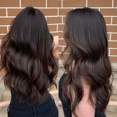 Black Hair Natural Balayage, Dark Straight Hair Balayage, Caramel Balayage Brunette Dark, Settle Balayage Brunettes, Brunette Balayage Hair On Black Hair, Subtle Balayage For Dark Brown Hair, Subtle Low Lights For Dark Hair, Dark Subtle Balayage, Chestnut Balayage On Dark Hair