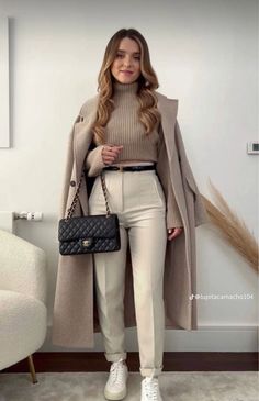 Classy Business Outfits, Business Professional Outfits, Business Attire Women, Fest Outfits, Chique Outfits, Winter Fashion Outfits Casual, Stylish Work Attire, Corporate Outfits, Business Casual Outfits For Work