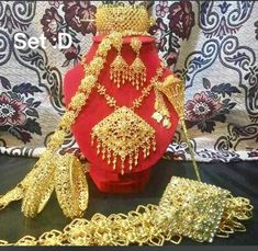 Gold color plated metal jewelry. Care instructions: keep in zip lock bag. Gold Bridal Sets For Ceremonial Use, Gold Bridal Sets For Ceremonial Occasion, Thai Necklace, Thai Outfits, Traditional Wedding Dress, Thai Costume, Ancient Designs, Traditional Wedding Dresses, Dyed Dress