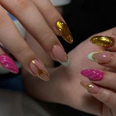 Fucsia Nails, Nails Gold, Work Nails, Simple Nails, Stylish Nails, Pretty Nails, Hair Makeup, Manicure