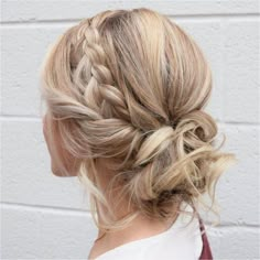 Hairstyle Bridesmaid, Crown Braid Updo, Fishtail Braids, Bridal Updo, Braided Hairstyles For Wedding, Braided Bun, Wedding Hairstyles Updo, Trending Hairstyles, Braided Updo