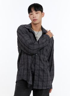 mens-checkered-buttoned-shirt-is412 / Dark gray Gray Long Sleeve Flannel Shirt For Fall, Oversized Gray Long Sleeve Shirt, Oversized Long Sleeve Shirt In Gray, Gray Long Sleeve Shirt For Streetwear, Gray Casual Shirt For Fall, Gray Relaxed Fit Long Sleeve Shirt, Casual Gray Shirt For Fall, Black Casual Flannel Shirt With Pockets, Oversized Gray Collared Shirt