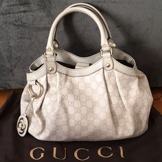 100% Authentic Gucci Cream Guccissima Leather Sukey Tote Handbag. Only Used A Few Times. There Is A Small Spot Of Discoloration On Back, Hardly Noticeable And Aside From That Looks Brand New! Includes Original Sack. No Trades --- Please Use Offer Button Tote Handbag, Gucci Bags, Leather Handbag, On Back, Tote Handbags, Gucci Bag, Leather Handbags, Bag Lady, The 100