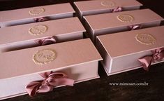 Quince Invitations, Idee Babyshower, Packaging Ideas Business, Wedding Gift Boxes, Wedding Boxes, Creative Packaging Design, Gifts For Wedding Party, Jewelry Packaging, Wedding Invitation Cards