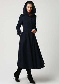 Abrigo de lana azul marino largo de mujer con detalles de capucha y volante (1102) Winter Hipster, Indie Outfits Grunge, Long Wool Coat Women, Grunge Winter, Navy Blue Coat, Wool Coat Women, Long Wool Coat, Tumblr Outfits, Womens Jackets