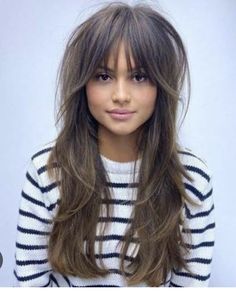 Celebrity Medium Hairstyles, Whispy Front Bangs With Highlights, Fall Fringe Hair, Easy Long Hairstyles Updo, Long Hair Retro Hairstyles, The Hush Cut Long, Bangs Long Forehead, Long Hair Trend 2023, Surface Layers Hair