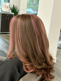 Pink Red And Brown Hair, Strawberry Pink Highlights In Brown Hair, Dark Hair With Strawberry Highlights, Basic Hair Color Ideas, Brown And Pink Striped Hair, Brown Hair Pink Highlights Curly, Patchy Hair Color, Soft Pink Highlights Brown Hair, Light Brown Hair With Colored Highlights Fun