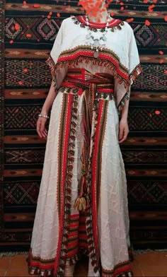 Aztec Dress Traditional, Mayan Fashion Ancient, Berber Fashion, Inca Clothing, Mexican Clothes, Algerian Clothing, Mode Boho, Lion Of Judah, Traditional Fashion