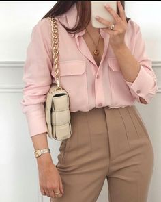 00s Mode, Adrette Outfits, Fashionable Work Outfit, Business Outfits Women, Business Casual Outfits For Work, Neue Outfits, Classy Work Outfits, Stylish Work Outfits, Brown Pants