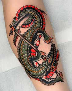 Alligator Tattoos, Traditional Tattoo Animals, Alligator Tattoo, Crocodile Tattoo, Traditional Black Tattoo, Back At Work, Best Tattoos