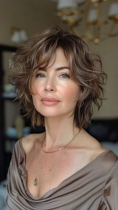 #shorthair #hairtrends #hairinspo #hairgoals #shorthairdontcare #trendyhair #haircutideas #shorthairlove #hairfashion #shorthaircut #hairtutorials #hairtransformation #shorthairstyle #hairinspiration #haircuttrends Style Short Hair With Bangs, Haircuts Over 40, Best Short Haircuts For Women, Haircuts For Women Over 40, Style Short Hair, Blonde Bob Hairstyles, Long To Short Hair, Wavy Haircuts