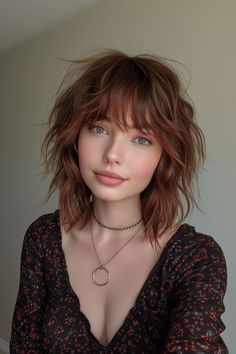 15 Chic Shaggy Pixie Bobs for a Trendy Transformation Shaggy Pixie, Medium Shag Haircuts, Square Face Hairstyles, Shaggy Short Hair, Shag Hairstyles, Trendy Short Hair Styles, Hairstyles With Bangs, Pretty Hairstyles