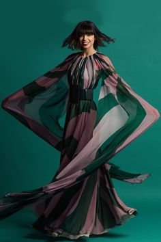 Cape sleeves leather belted flowy dress - HerTrove Isabel Sanchis, Long Flowy Dress, Dress Name, Haute Couture Gowns, Beautiful Evening Dresses, Flowy Sleeves, Cape Sleeves, Elegance Style, Spring Summer Trends